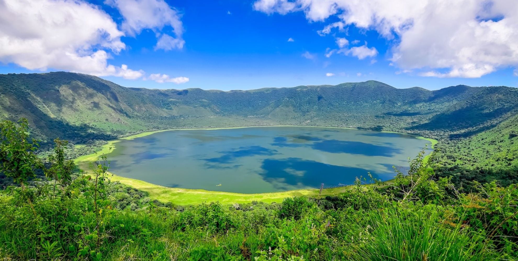 Empakaai Volcanic Caldera Lake Trekking Ngorongoro Highlands